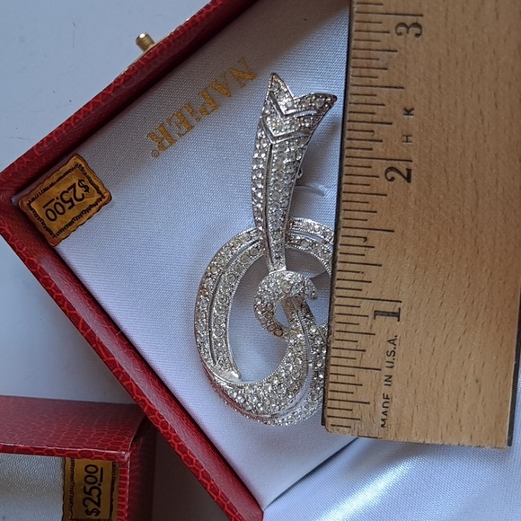 Napier Brooch Set - Picture 14 of 14